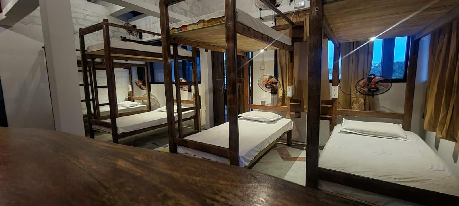 The Empyrean Airport Transit Hotel 卡图纳耶克 外观 照片