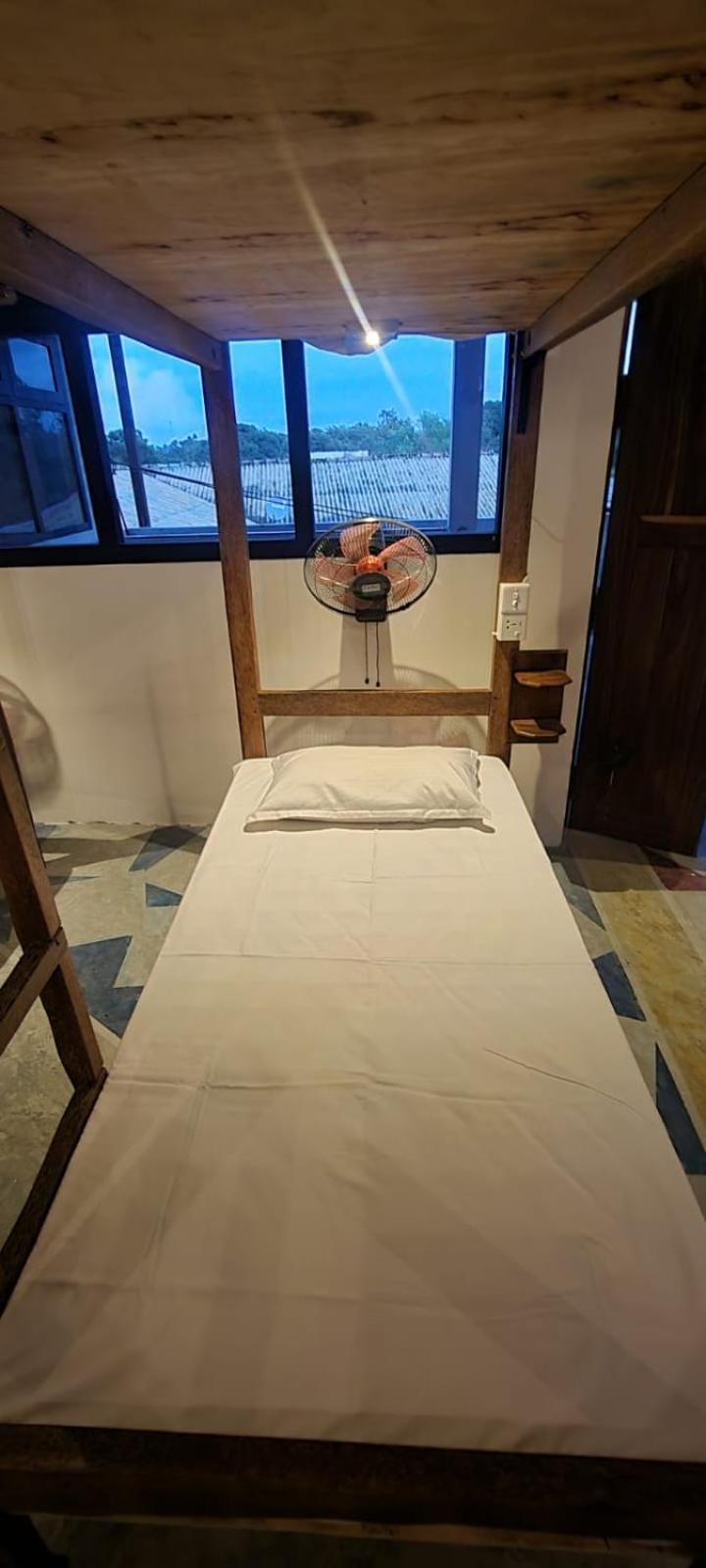 The Empyrean Airport Transit Hotel 卡图纳耶克 外观 照片