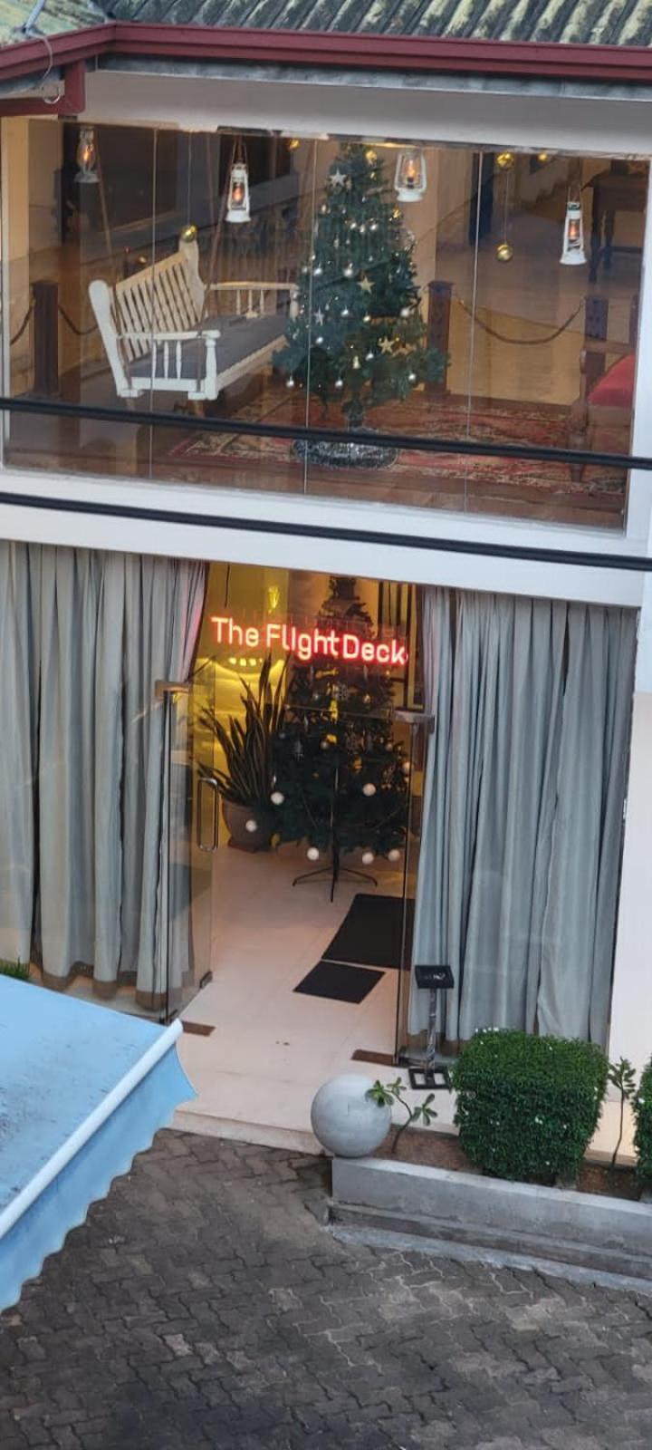 The Empyrean Airport Transit Hotel 卡图纳耶克 外观 照片