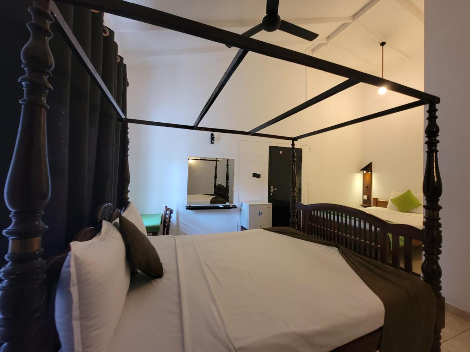 The Empyrean Airport Transit Hotel 卡图纳耶克 外观 照片